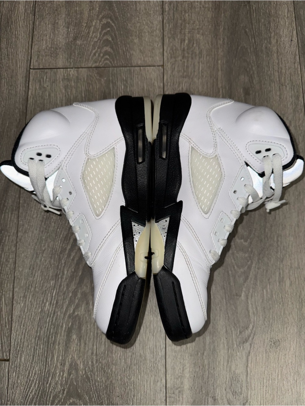 Jordan 5 - Picture 2 of 6